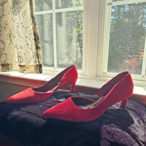 NWOT Franco Sarto Tana Suede Red Heels - Size 9.5 - Picture 9 of 14